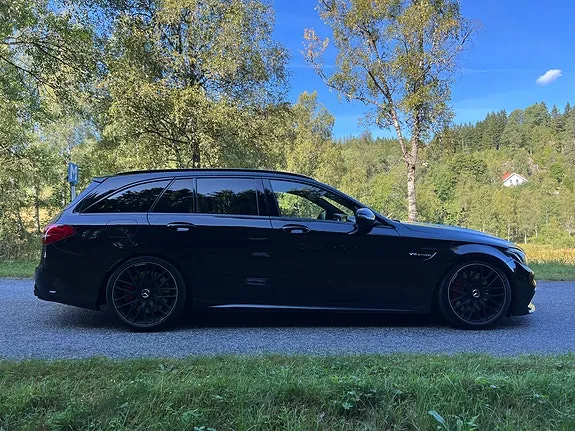 Mercedes-Benz C63 2016 photo 5