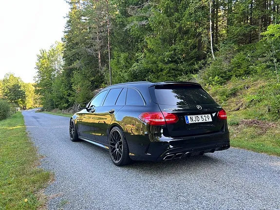 Mercedes-Benz C63 2016 photo 3