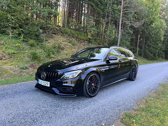 Mercedes-Benz C63