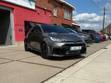 Toyota Yaris 2024 photo 3