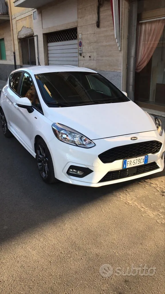Ford Fiesta 2018 photo 2