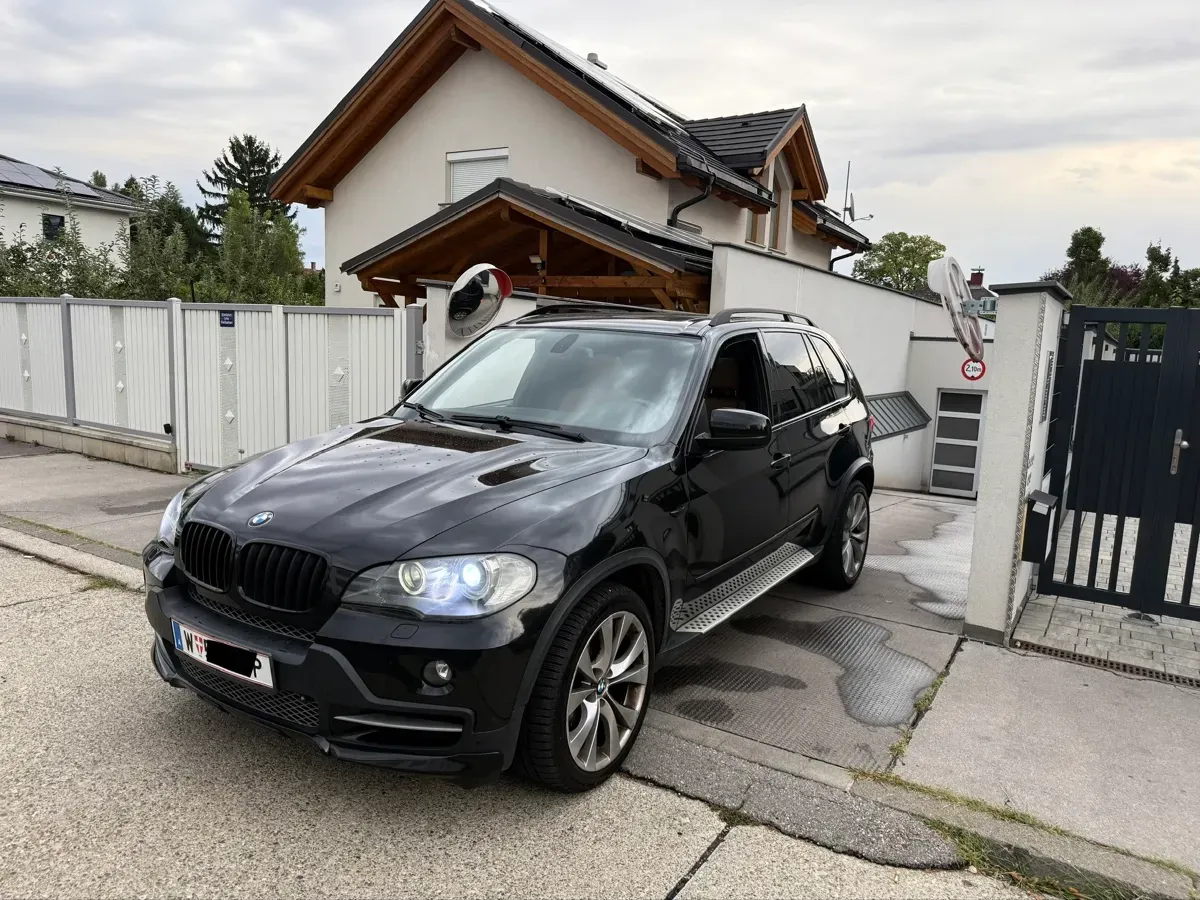 BMW X5 2008 photo 2