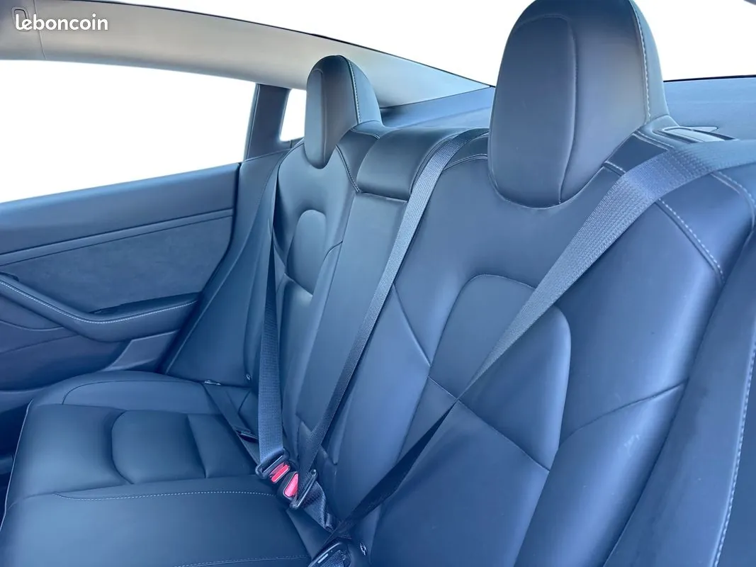 Tesla Model 3 2023 photo 5