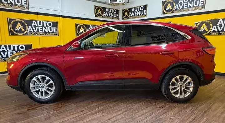 Ford Escape 2020 photo 2