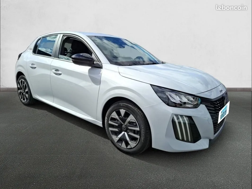 Peugeot 208 2025 photo 3