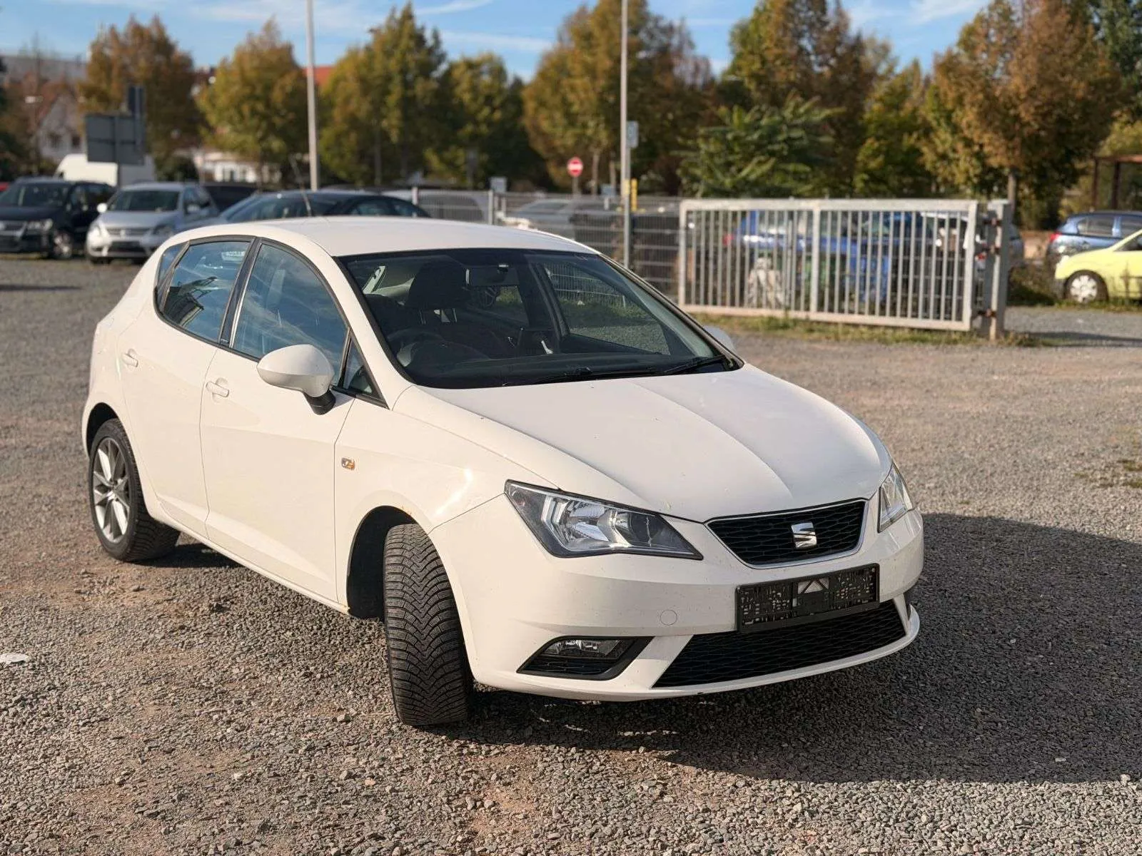 Seat Ibiza 2015 photo 3