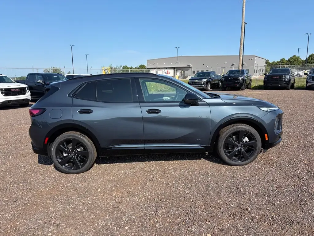 Buick Envision 2026 photo 4