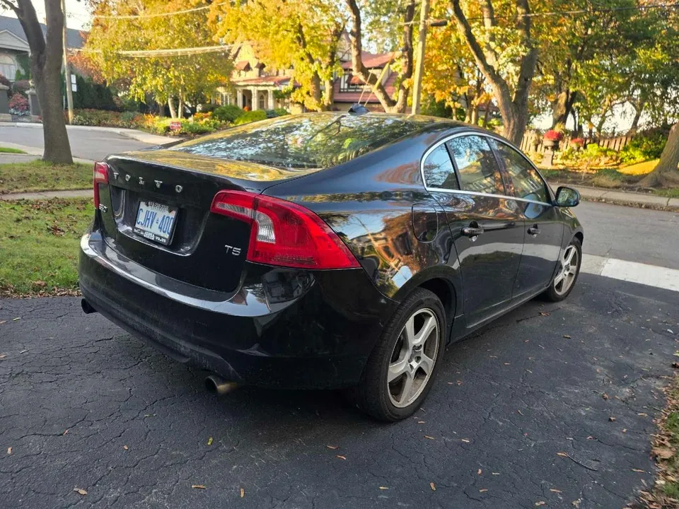 Volvo S60 2013 photo 3