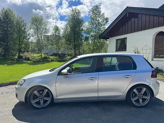 Volkswagen Golf Vi 2012 photo 2