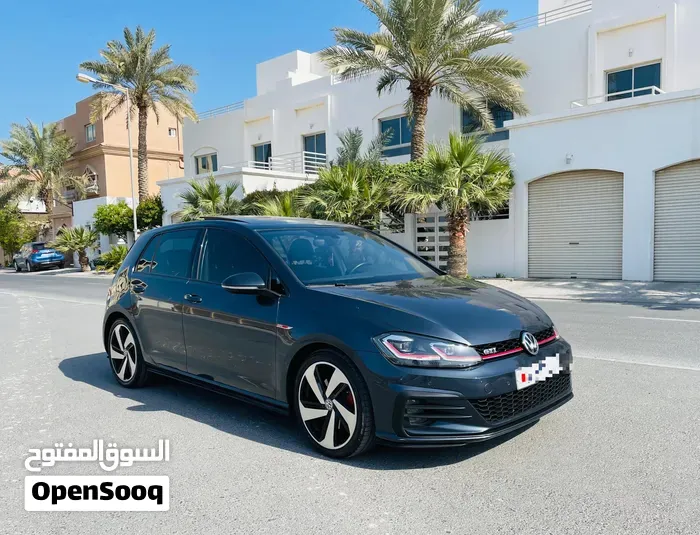 Volkswagen Golf Gti 2018 photo 2