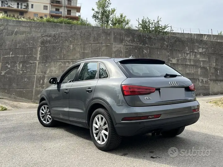 Audi Q3 2017 photo 4