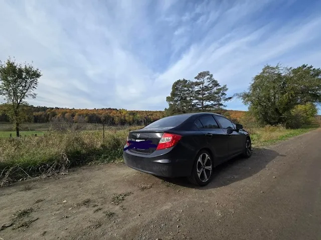 Honda Civic 2012 photo 2