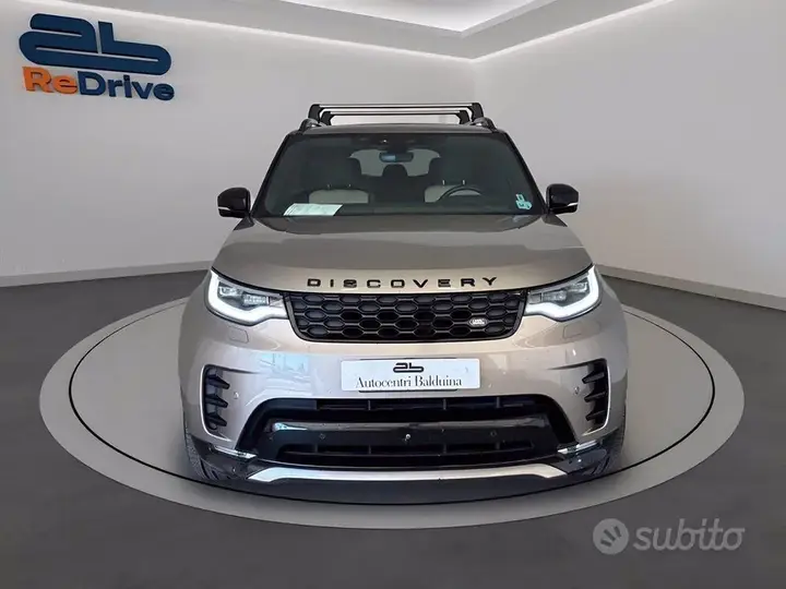 Land Rover Discovery 2021 photo 2