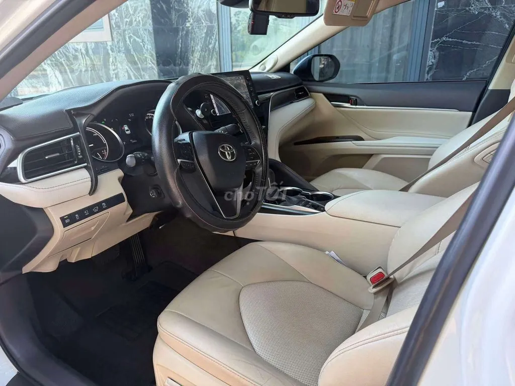 Toyota Camry 2022 photo 5