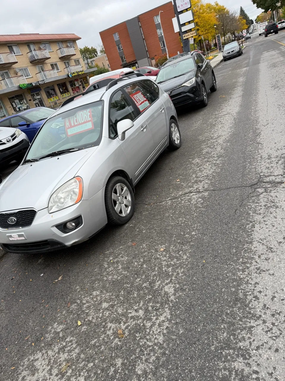 Kia Rondo 2009 photo 2