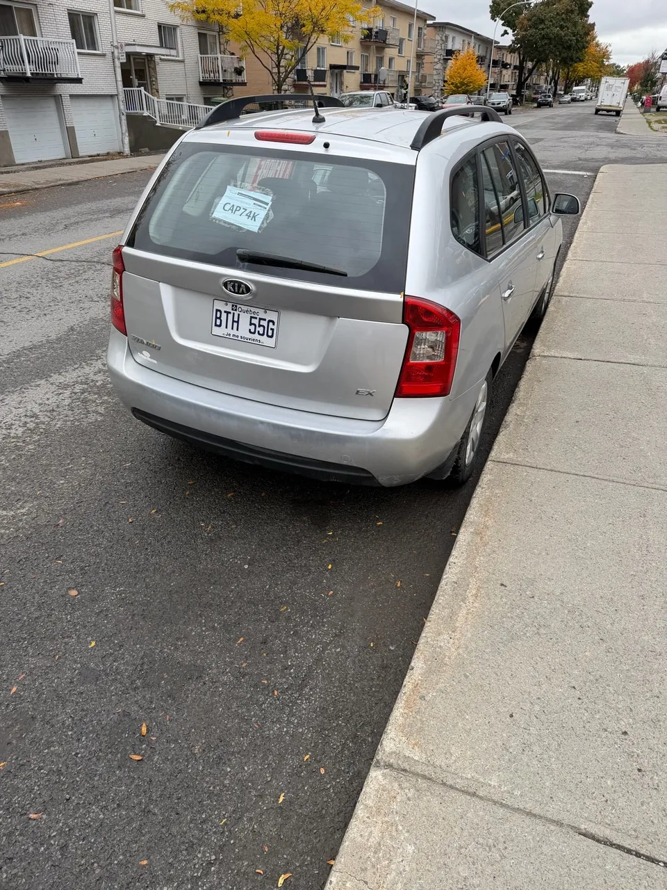 Kia Rondo 2009 photo 4