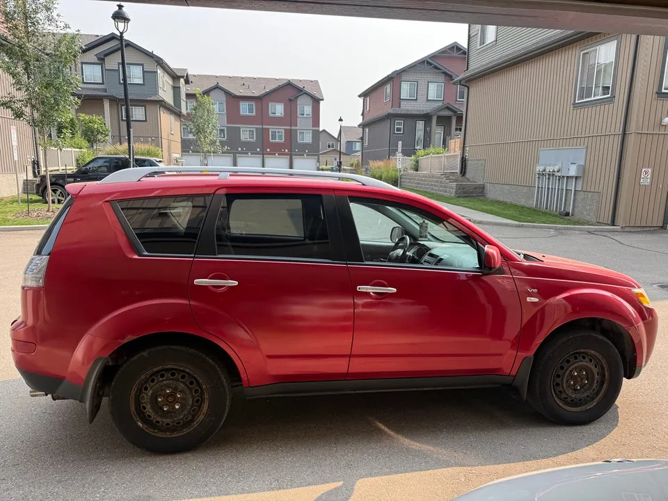 Mitsubishi Outlander 2008 photo 4
