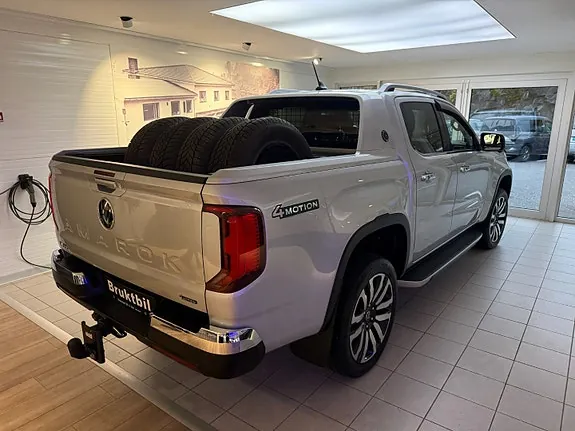 Volkswagen Amarok 2023 photo 2