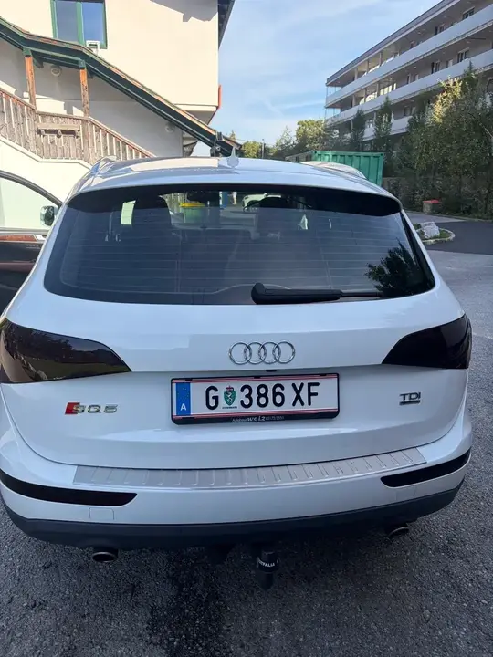 Audi Q5 2012 photo 2