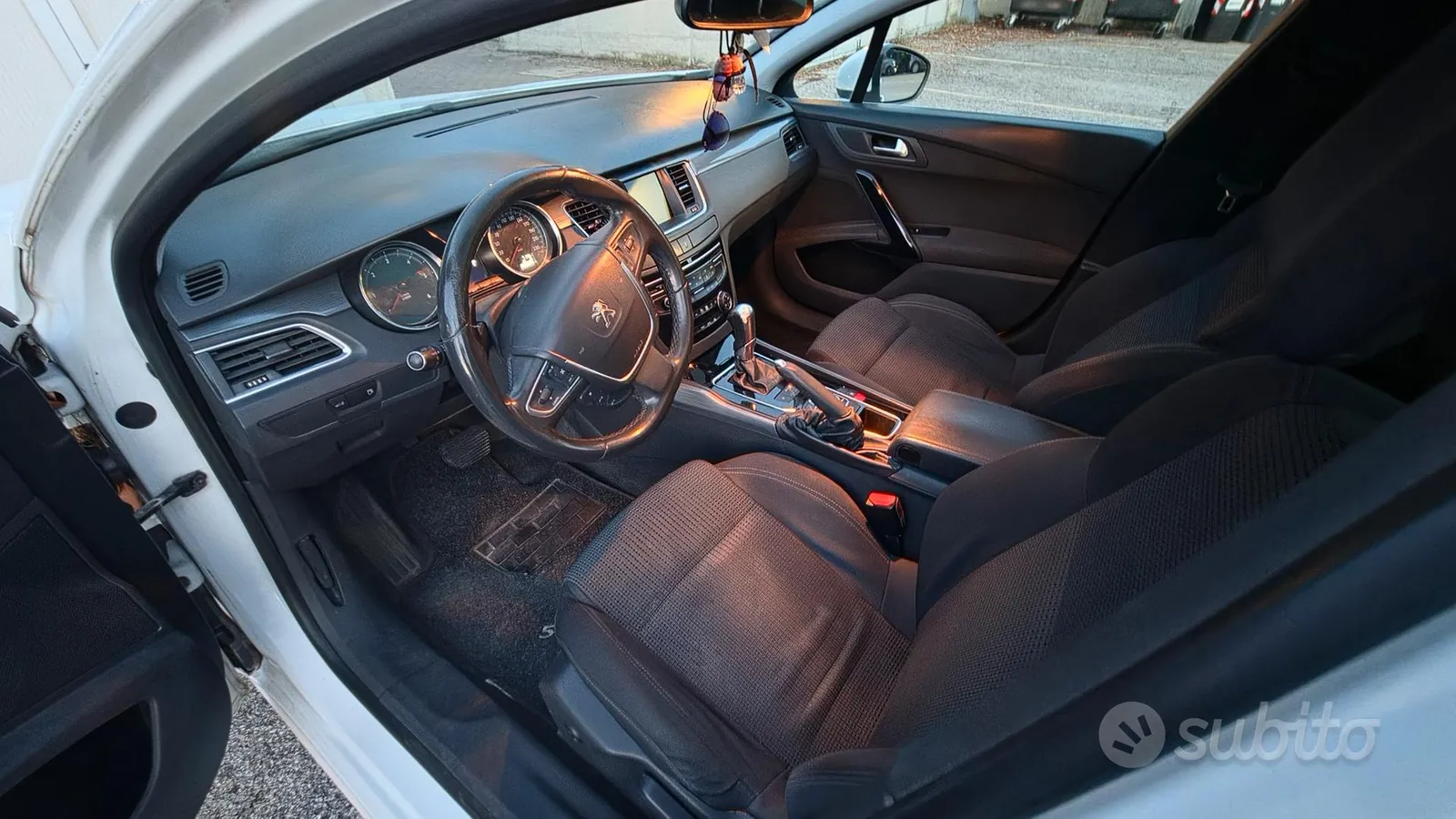 Peugeot 508 2014 photo 5