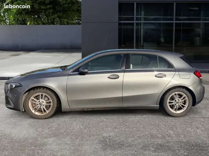 Mercedes-Benz A-Class 2019 photo 2
