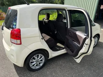 Toyota Porte 2014 photo 3