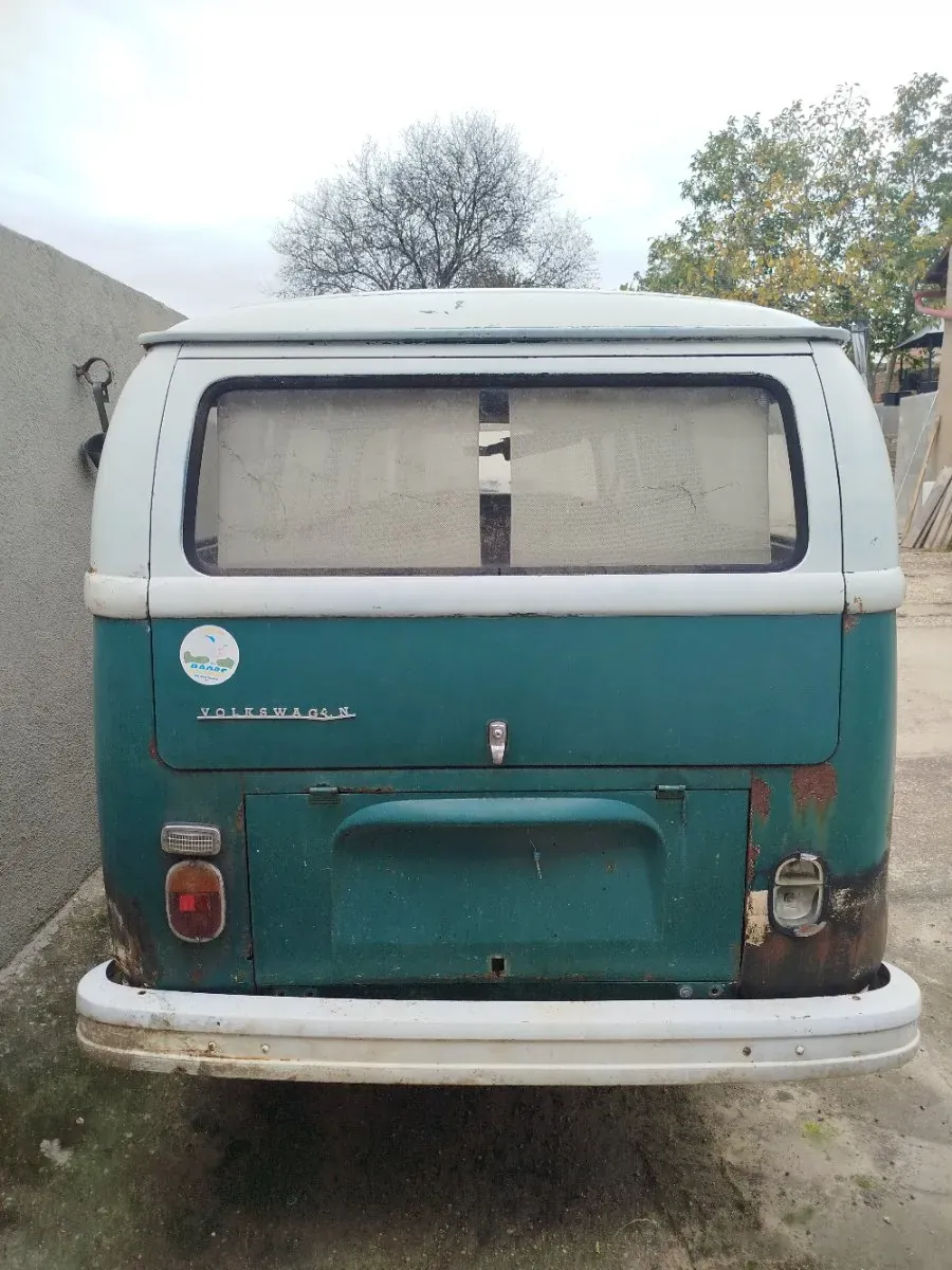 Volkswagen T2 1968 photo 2
