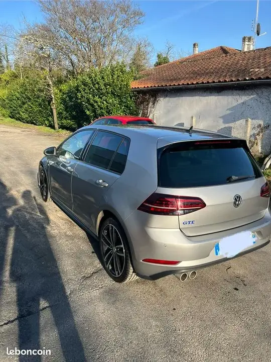 Volkswagen Golf 2020 photo 2