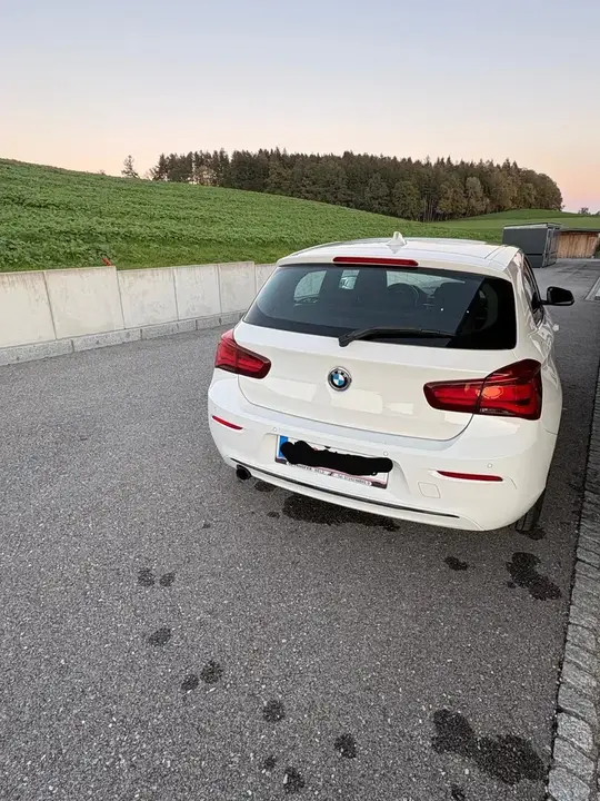 BMW 1 Series 2018 photo 2