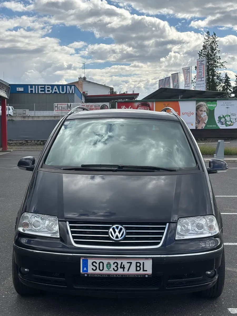 Volkswagen Sharan 2009 photo 3