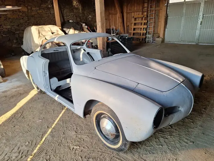 Volkswagen Karmann Ghia