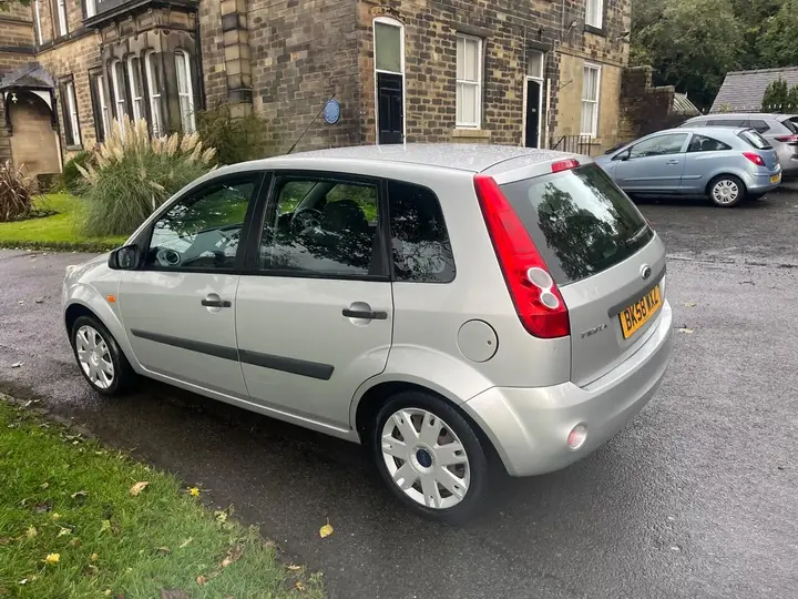 Ford Fiesta 2008 photo 5