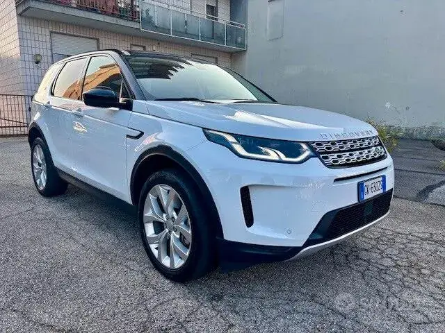 Land Rover Discovery Sport 2022 photo 3