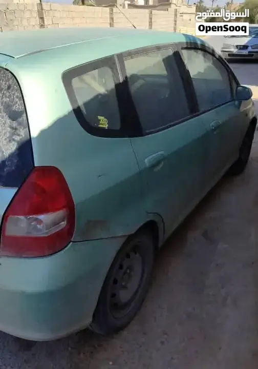 Honda Jazz 2004 photo 2