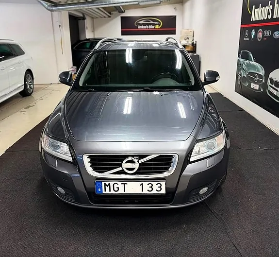 Volvo V50 2012 photo 3