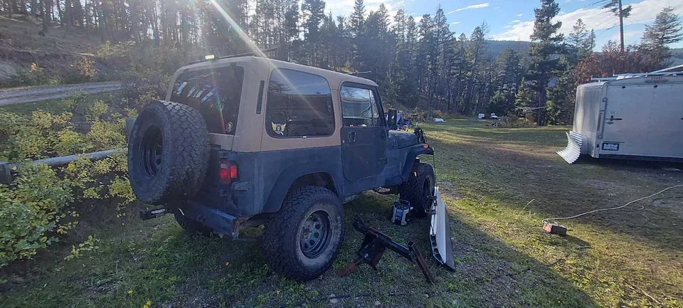 Jeep Wrangler 1991 photo 2