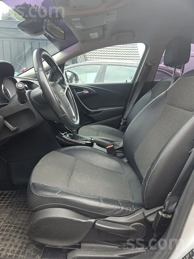 Opel Astra 2016 photo 4