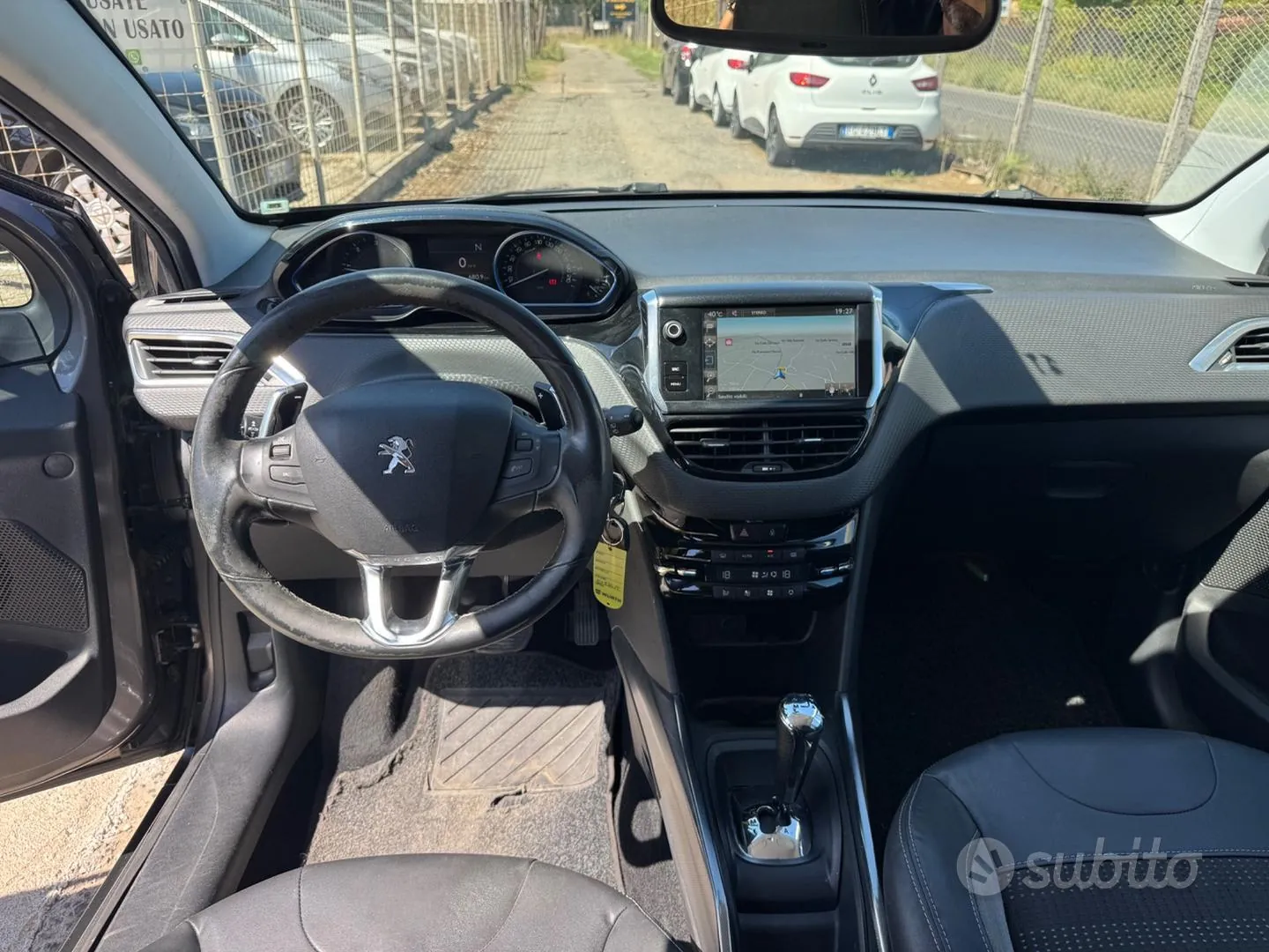 Peugeot 2008 2014 photo 4