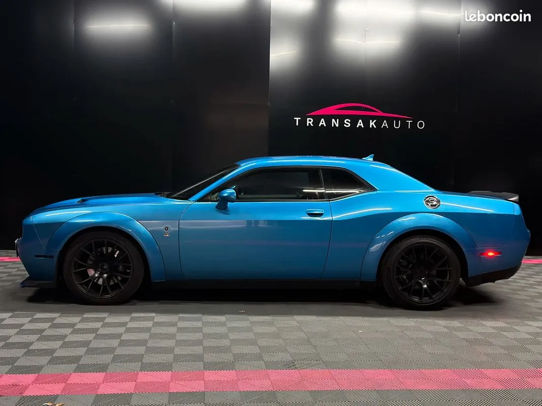 Dodge Challenger 2017 photo 2
