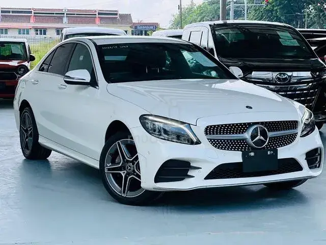 Mercedes-Benz C200 Amg