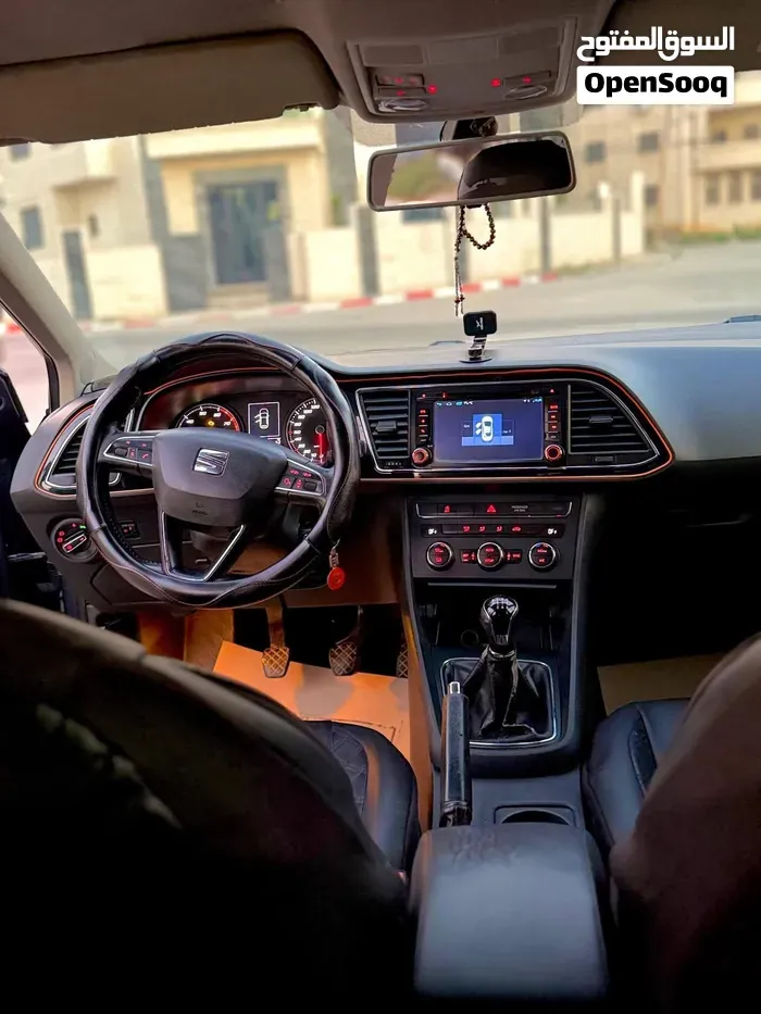 Seat Leon 2015 photo 4