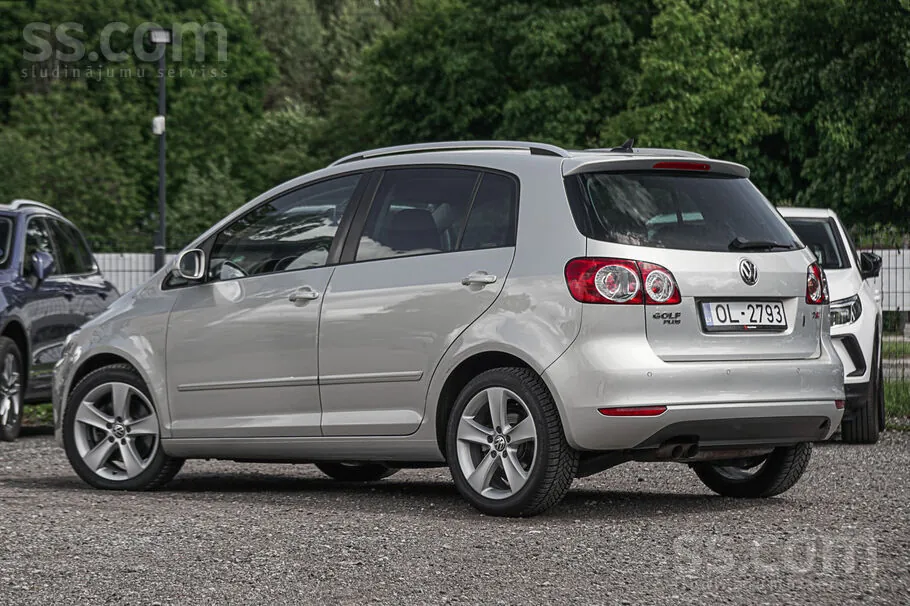 Volkswagen Golf Plus 2010 photo 3