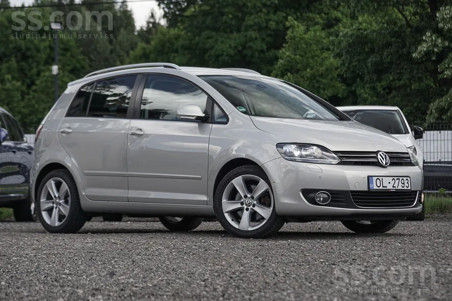 Volkswagen Golf Plus 2010 photo 2