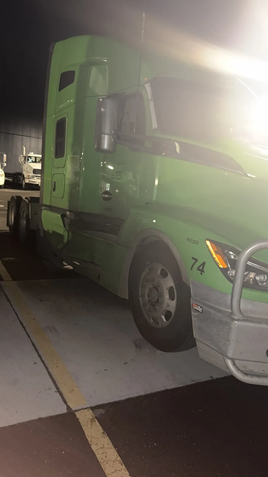 Kenworth T680 2024 photo 4