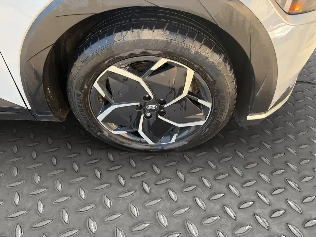 Hyundai Ioniq 5 2024 photo 2
