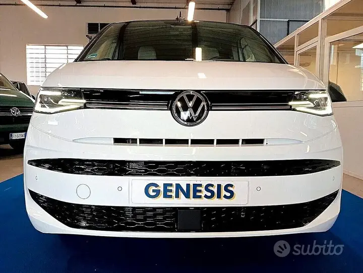 Volkswagen T7 Multivan 2023 photo 4