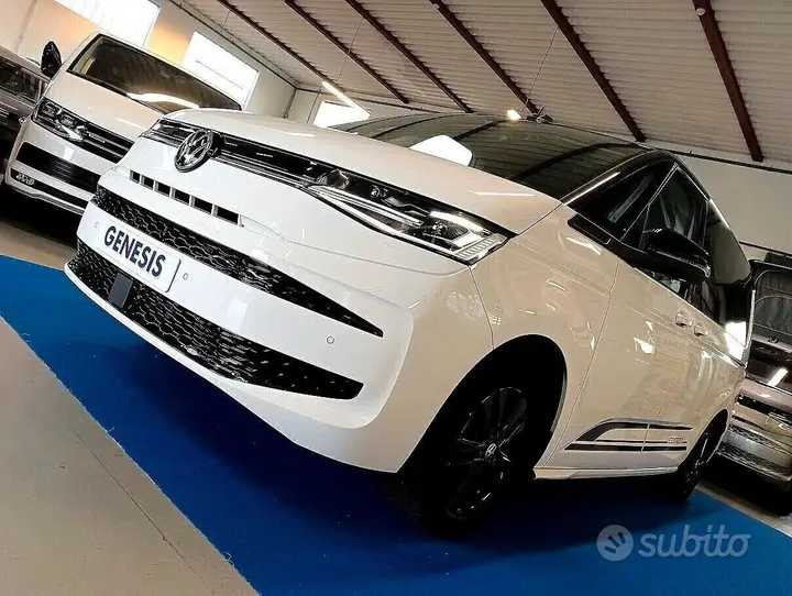 Volkswagen T7 Multivan 2023 photo 2