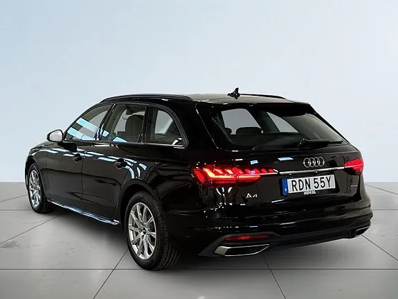 Audi A4 2022 photo 5