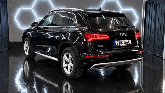 Audi Q5 2020 photo 5