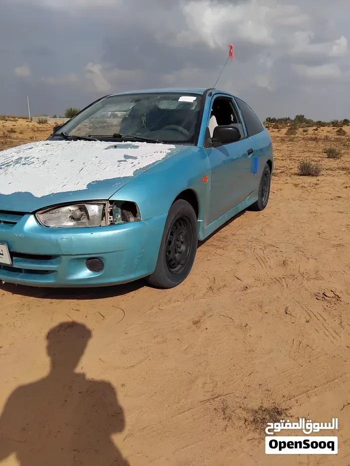 Mitsubishi Colt 2006 photo 2